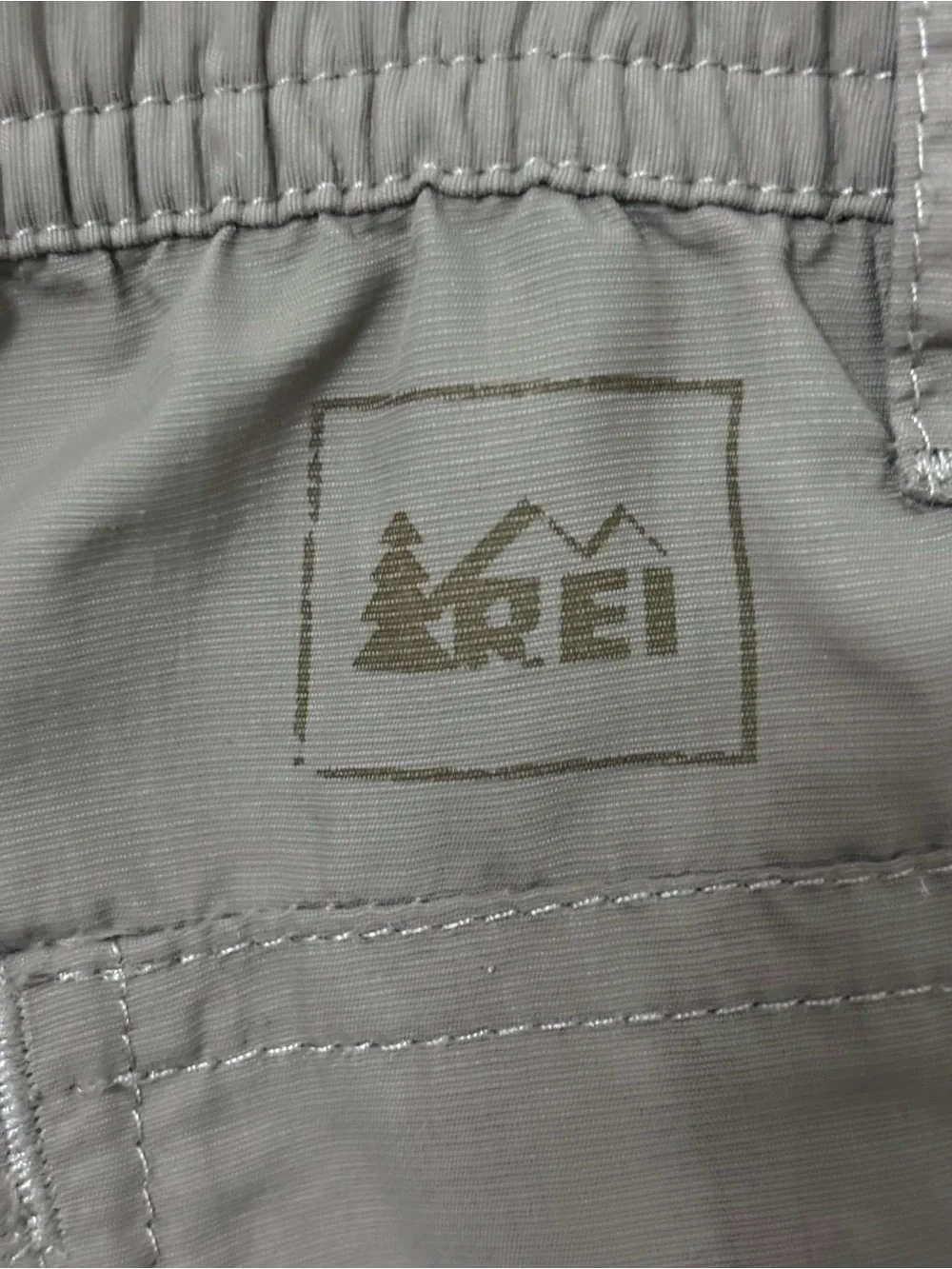 REI Co-op Classic Sahara Convertible Pants Taupe 32 Inseam Granola Girl Shorts 8